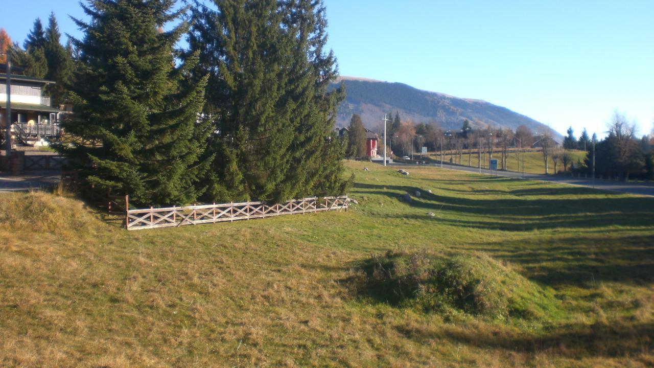 Hotel La Lepre Bianca Gallio Kültér fotó