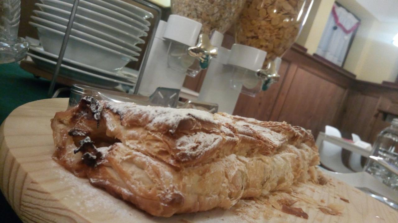Hotel La Lepre Bianca Gallio Kültér fotó